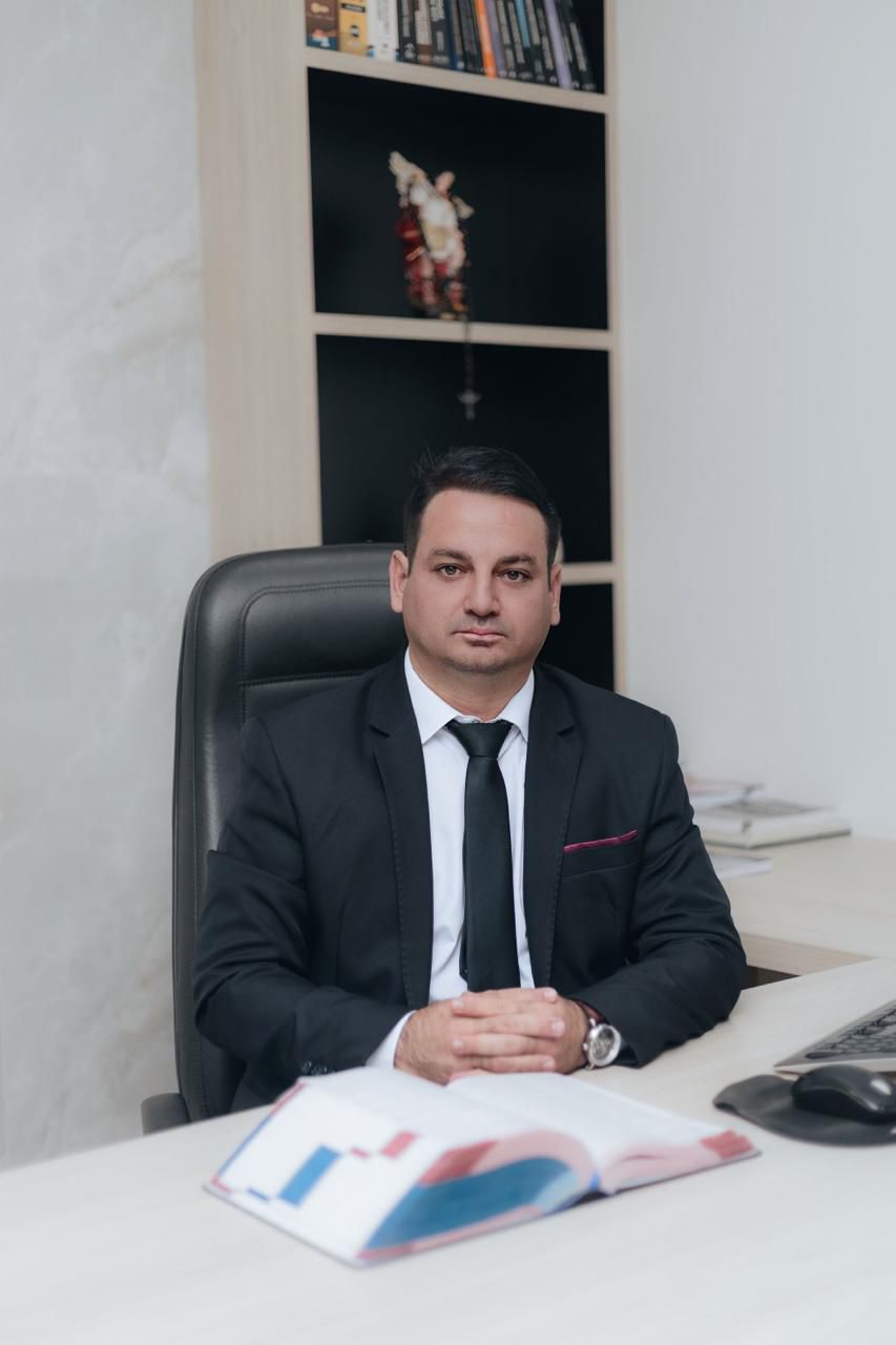 Dr. Rogério José Vicente - Gazeta do Povo