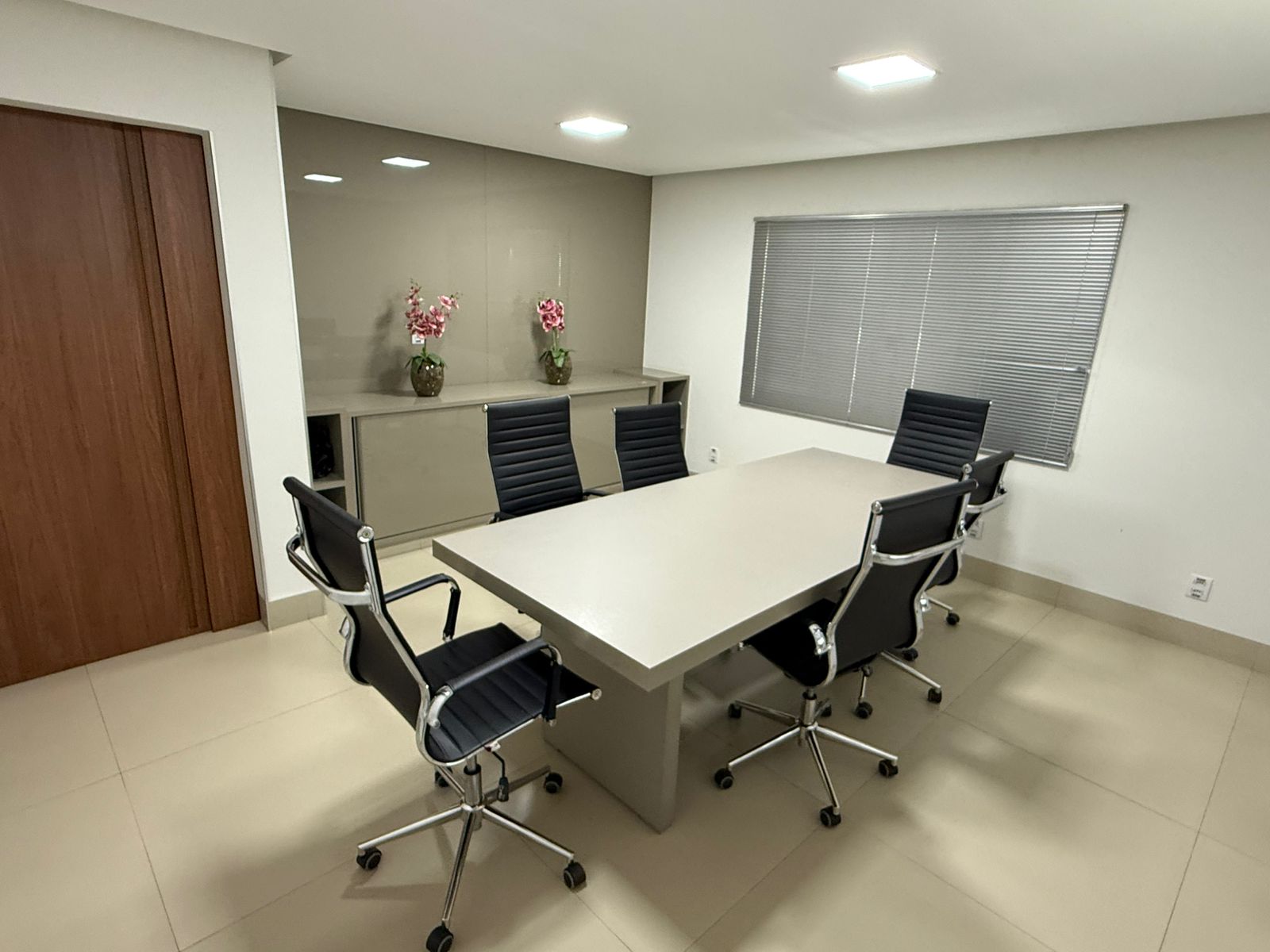 WhatsApp Image 2025-11-17 at 12.38.52 (1)